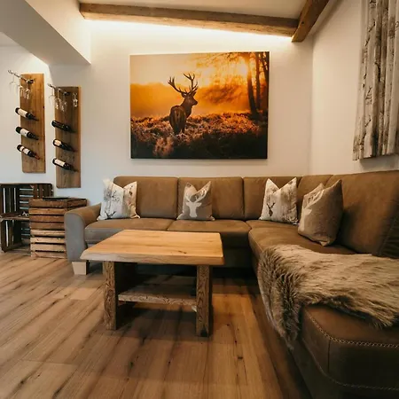 Skyloft - Wohlfuehlzeit Naturdesign Chalet's