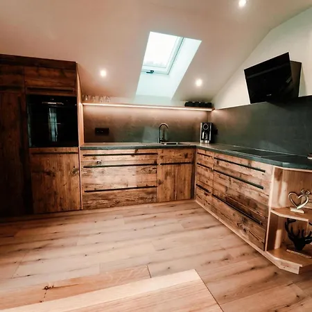 Alpstuga Skyloft - Wohlfuehlzeit Naturdesign Chalet's