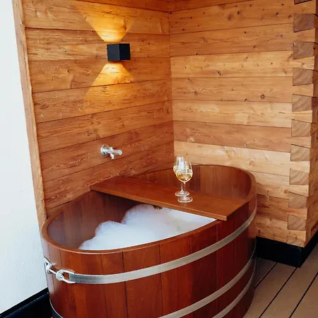 Skyloft - Wohlfuehlzeit Naturdesign Chalet's Alpstuga Rimbach (Bavaria)